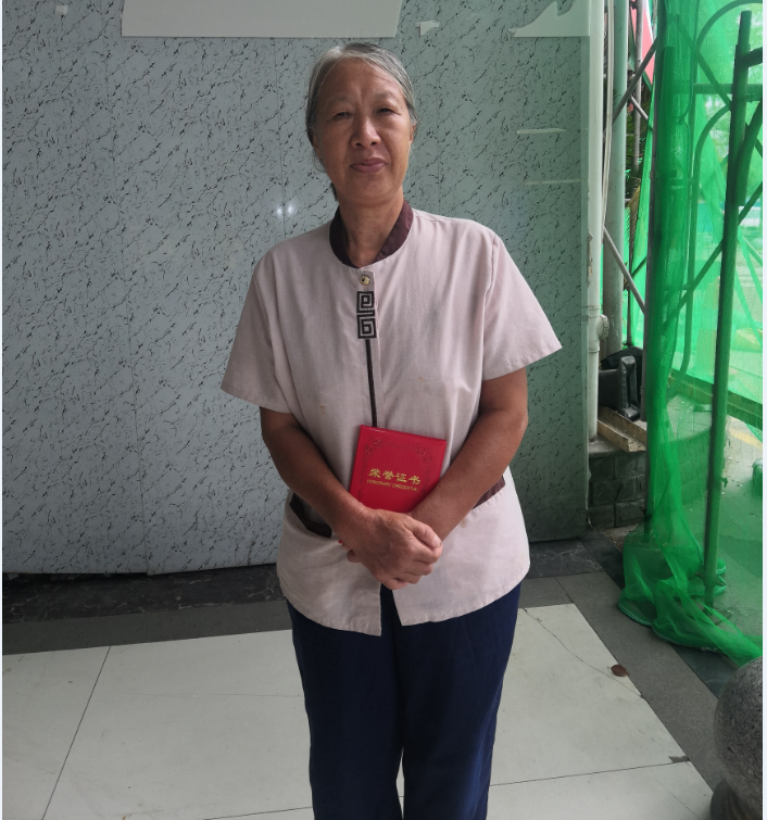 湖南怡美環(huán)境管理發(fā)展有限公司,湖南物業(yè)保潔服務(wù)，商場保潔,石材護(hù)理價(jià)格,市政環(huán)衛(wèi),駐場保潔